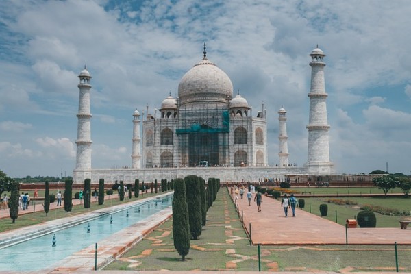 Taj Tour Packages